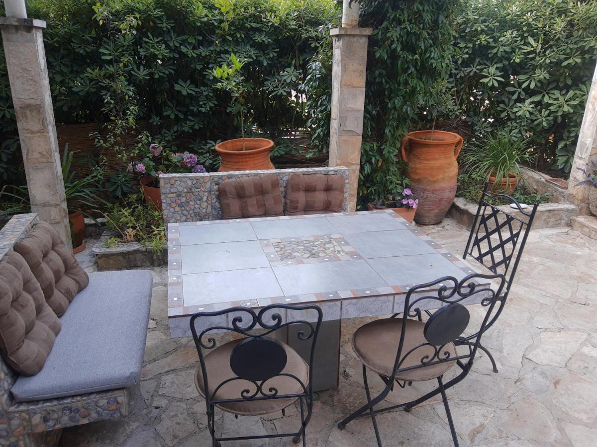 Sea-Side Old Stone Villa With A Private Garden Budva Dış mekan fotoğraf