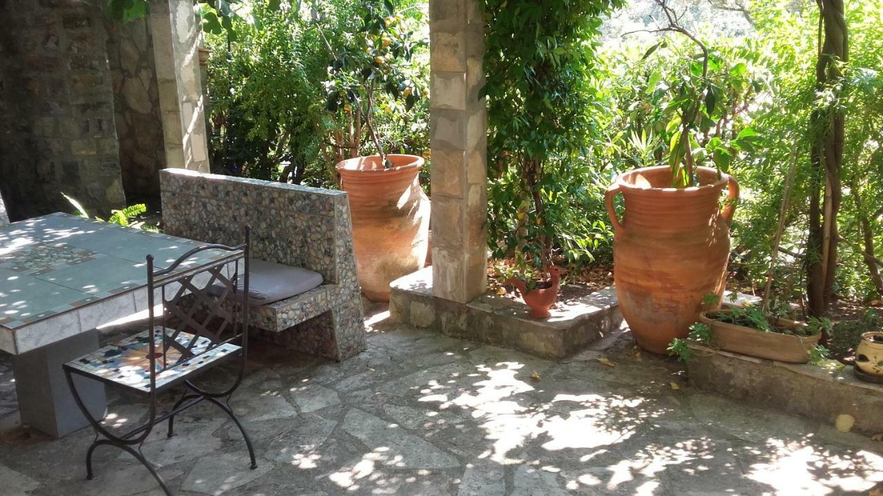 Sea-Side Old Stone Villa With A Private Garden Budva Dış mekan fotoğraf