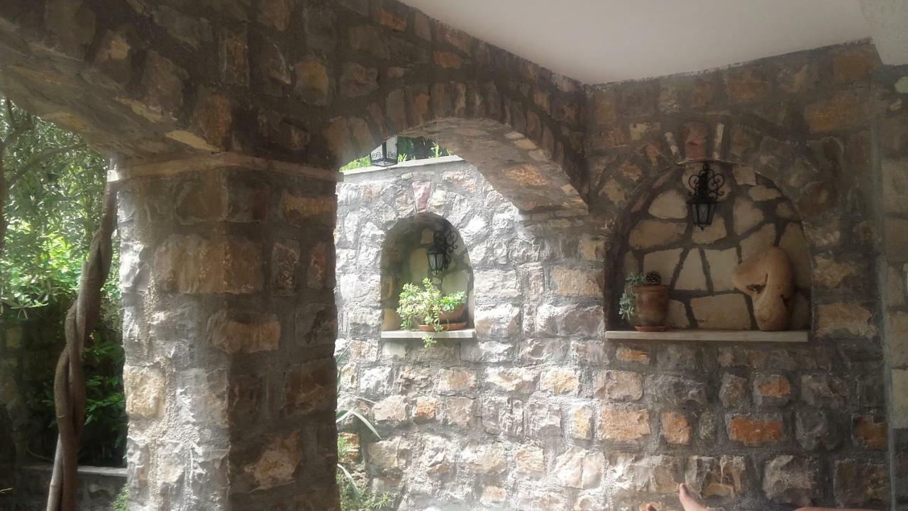 Sea-Side Old Stone Villa With A Private Garden Budva Dış mekan fotoğraf